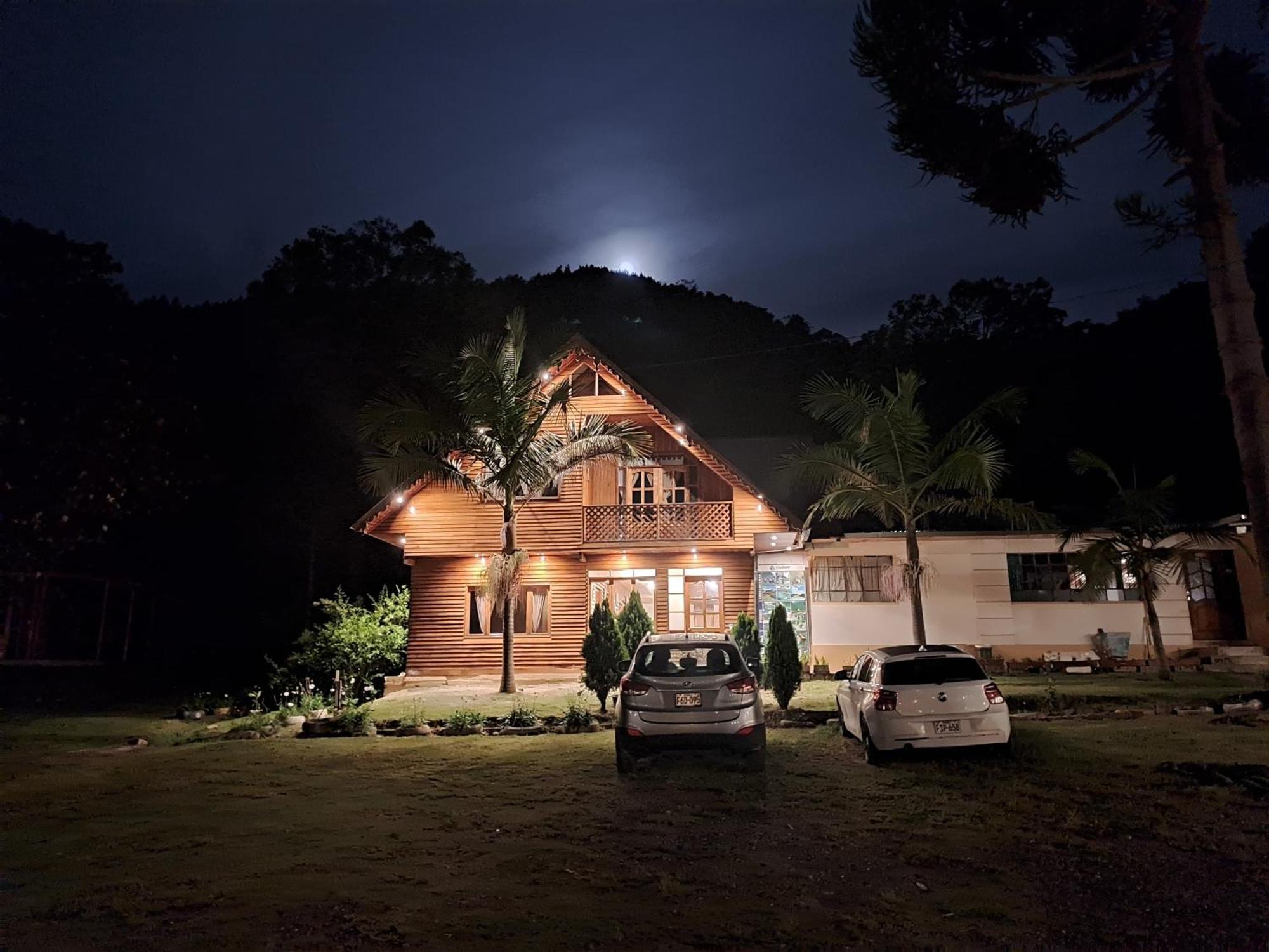 Hotel La Ramada De Mama Elena Oxapampa Esterno foto